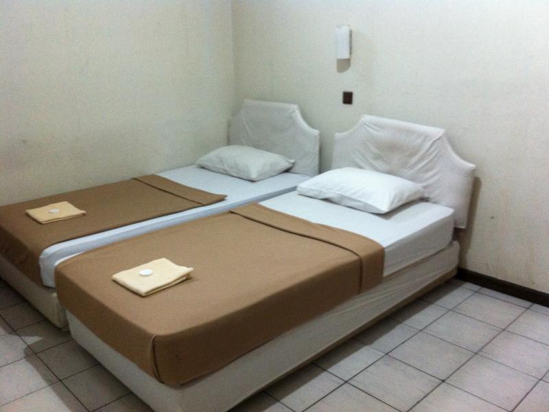 Bandung Indah Hotel Экстерьер фото